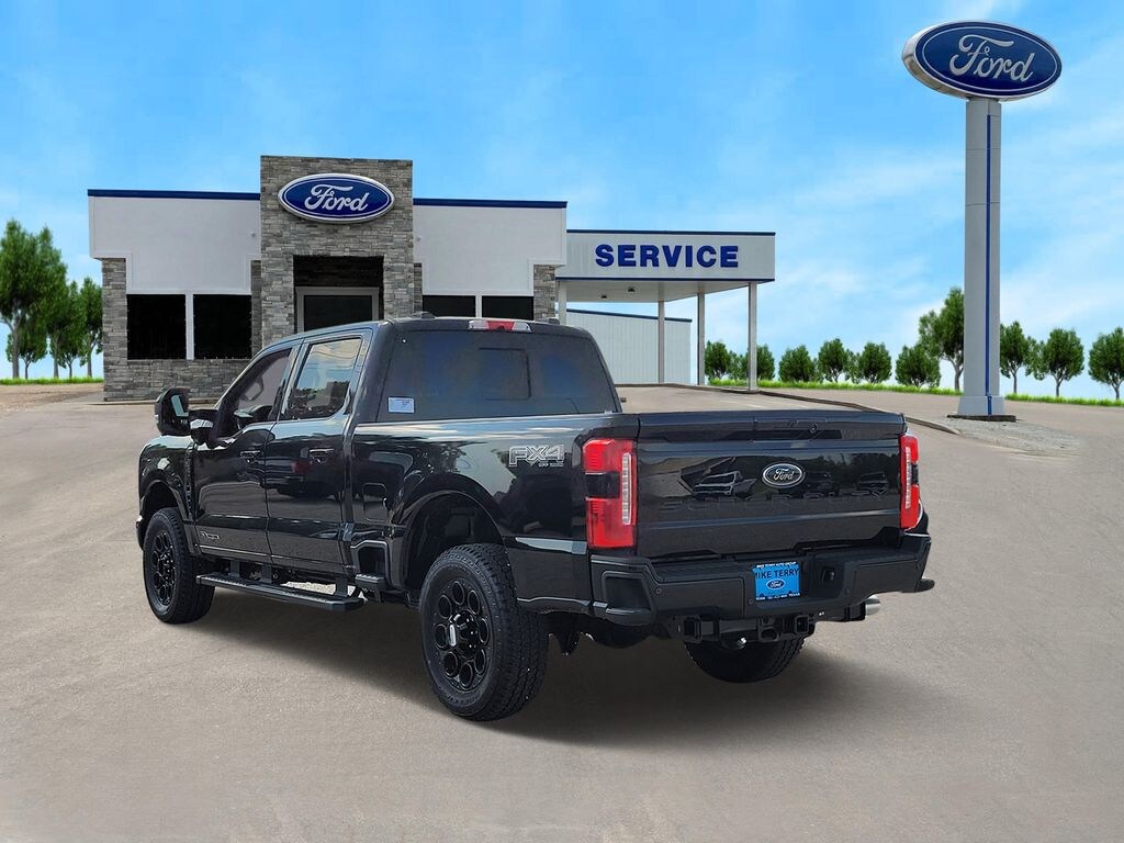 New 2025 Ford F-250SD Lariat Truck