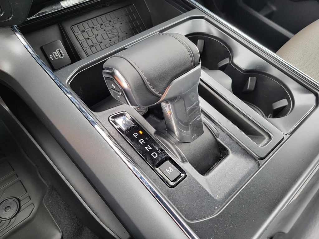 2025 Ford F-150 Lariat - Photo 21
