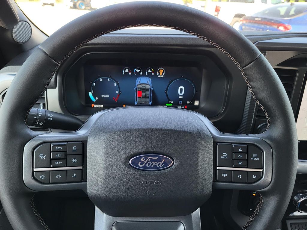 2025 Ford F-150 Lariat - Photo 10