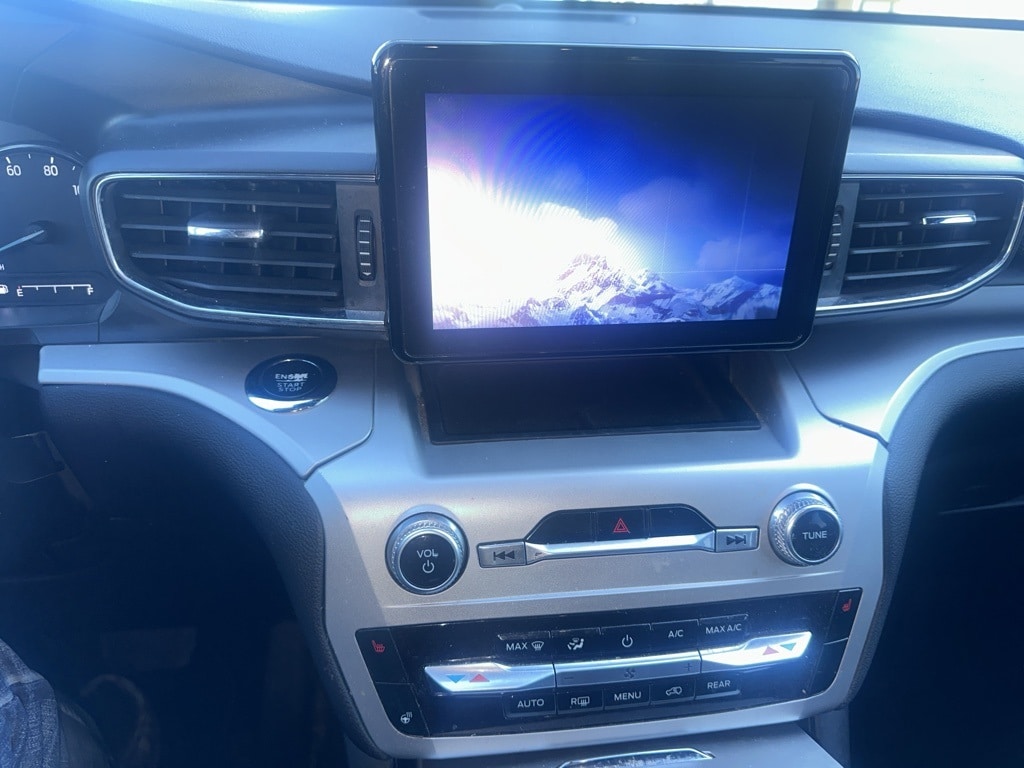 Used 2022 Ford Explorer XLT SUV