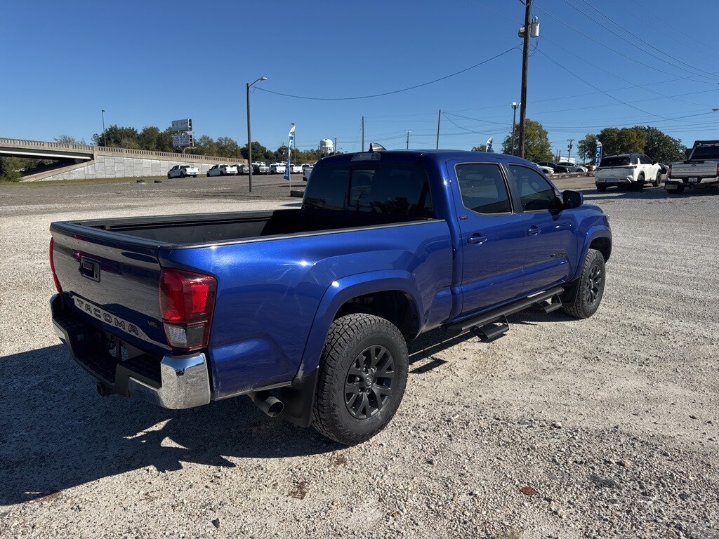 2023 Toyota Tacoma SR5 V6 photo 3