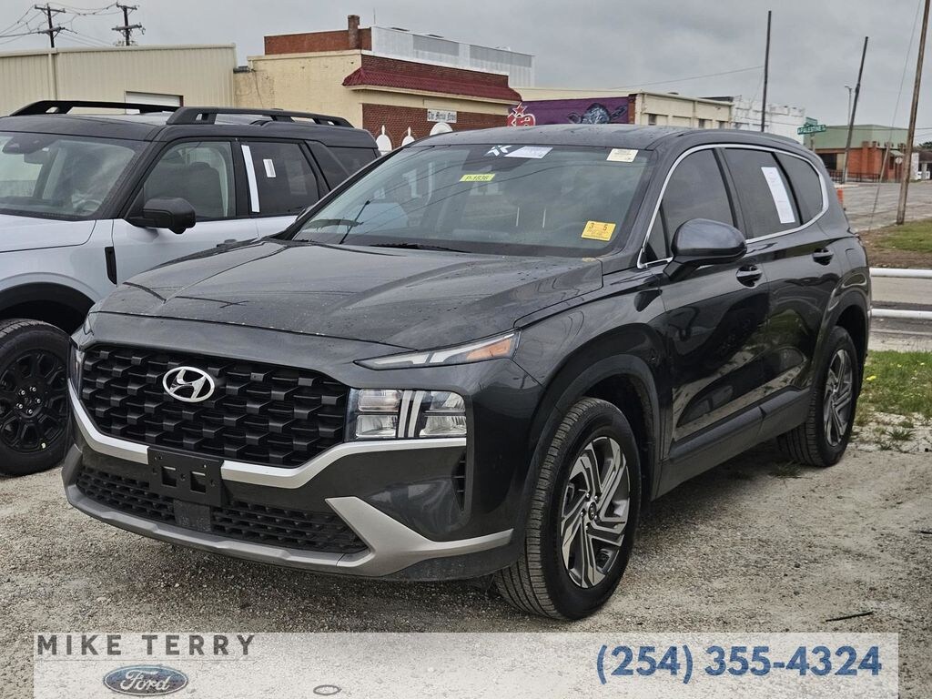 Used 2023 Hyundai Santa Fe SE SUV