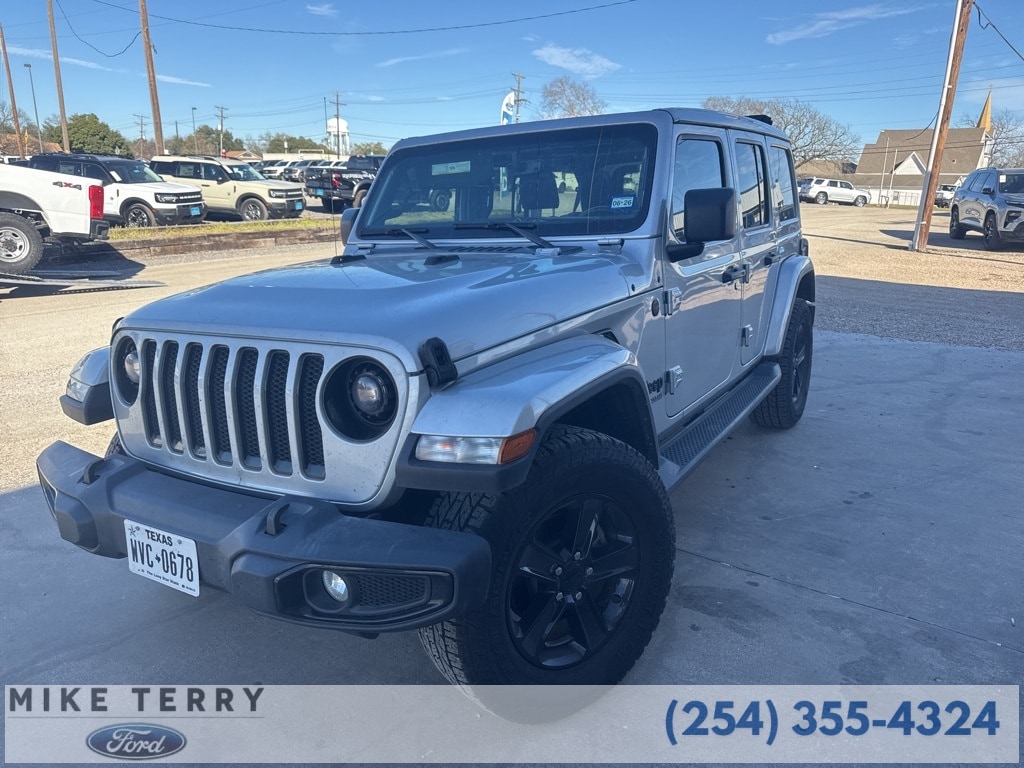 2022 Jeep Wrangler Unlimited Sahara Altitude's photo