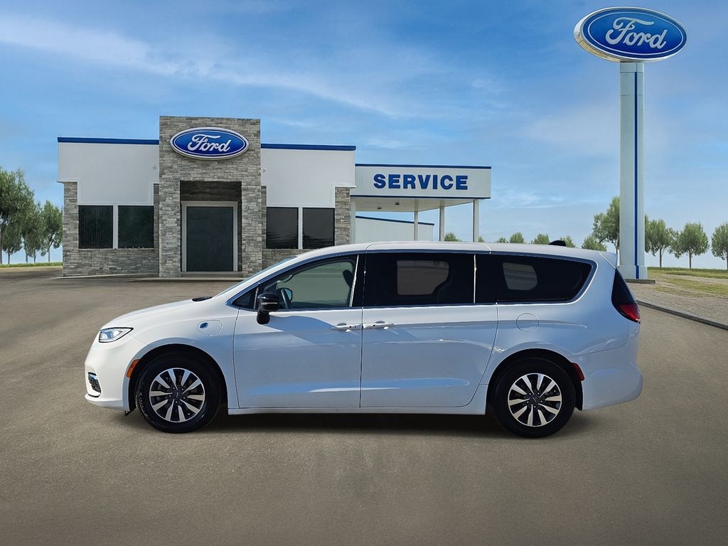 Used 2024 Chrysler Pacifica Hybrid Select Minivan/Van
