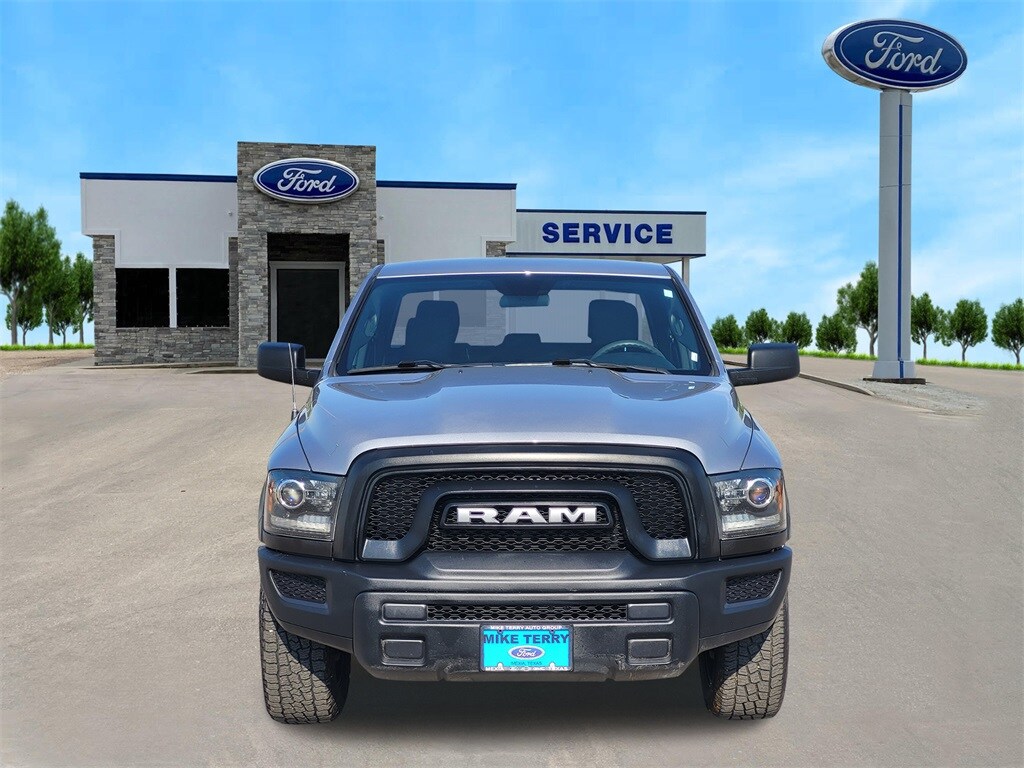 2024 Ram 1500 Classic Warlock photo 2