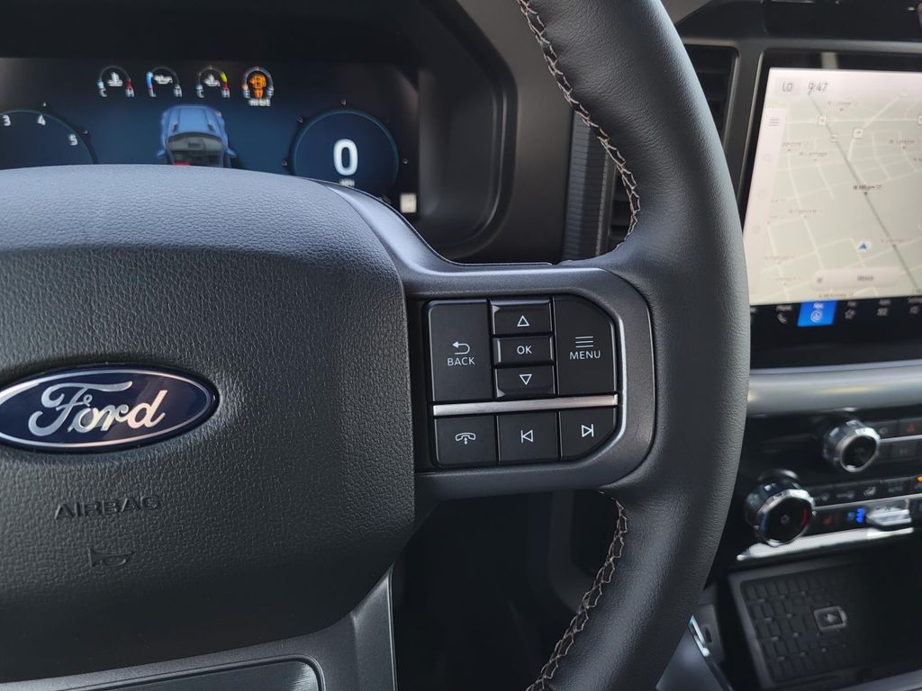 2025 Ford F-150 Lariat - Photo 11