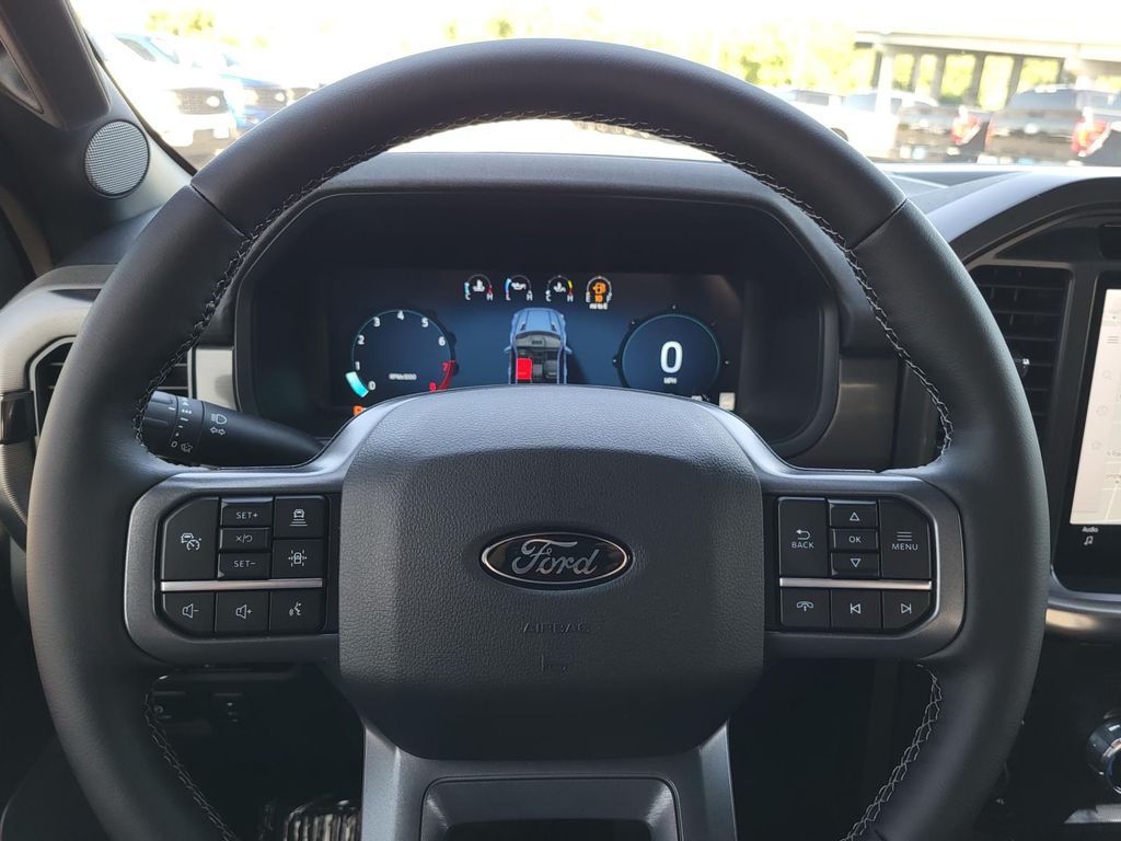 2025 Ford F-150 Lariat - Photo 8