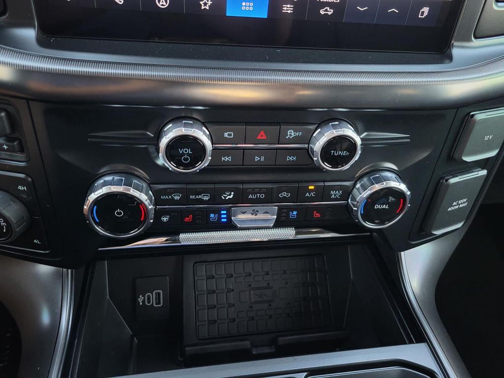 2025 Ford F-150 Lariat - Photo 14