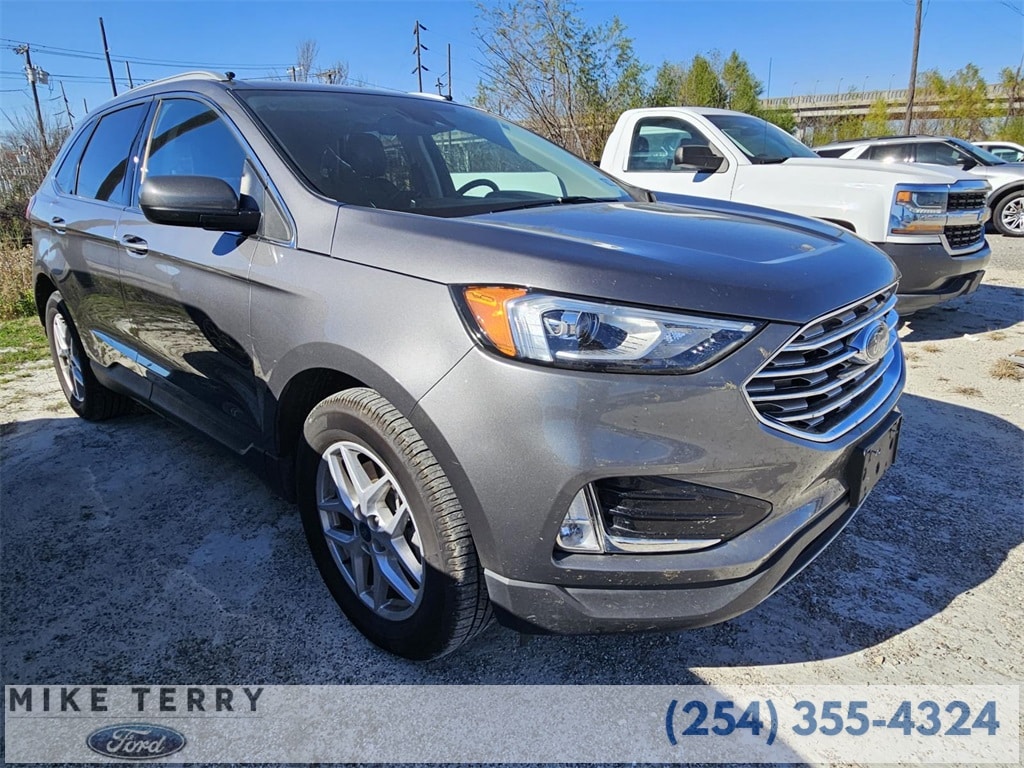 2022 Ford Edge SEL's photo