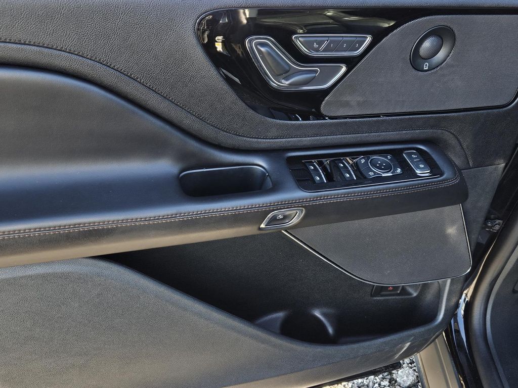 2024 Lincoln Aviator Reserve - Photo 17