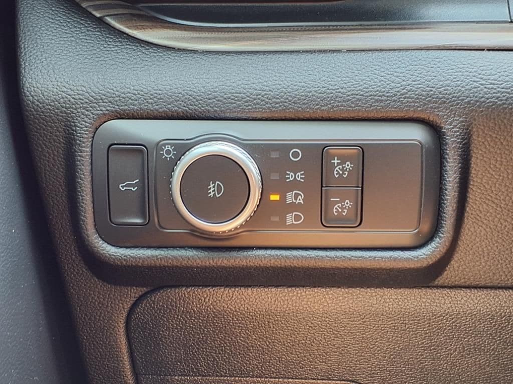 2022 Ford Explorer Limited - Photo 21