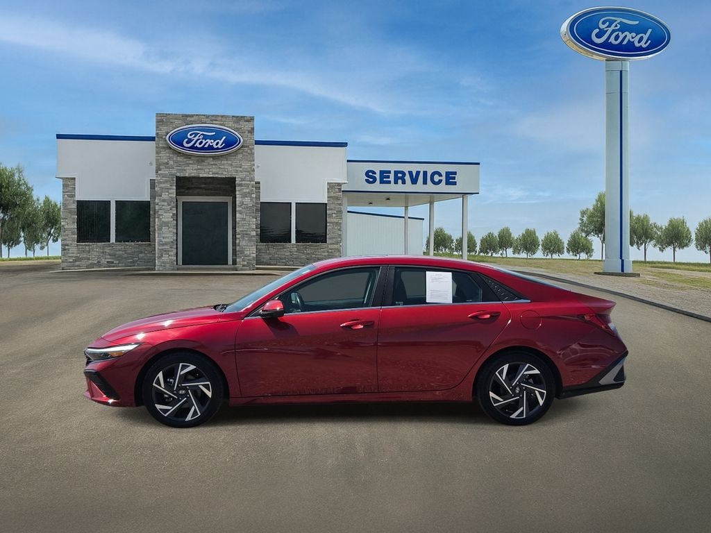 Used 2024 Hyundai Elantra Limited Sedan
