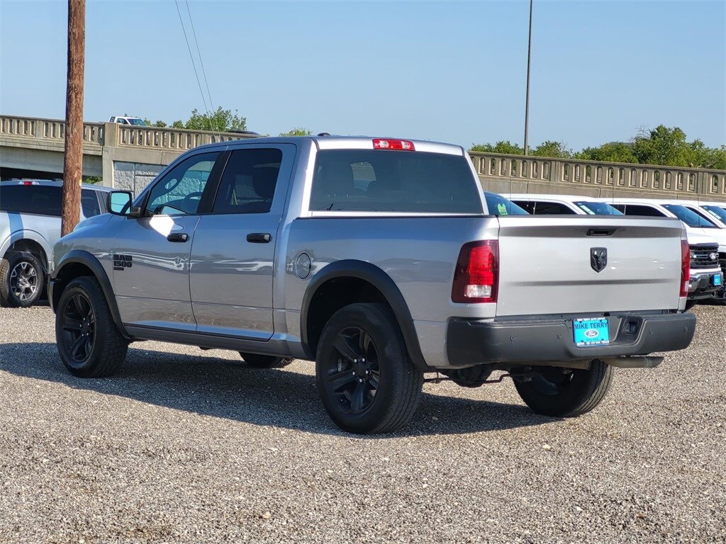 2024 Ram 1500 Classic Warlock photo 4