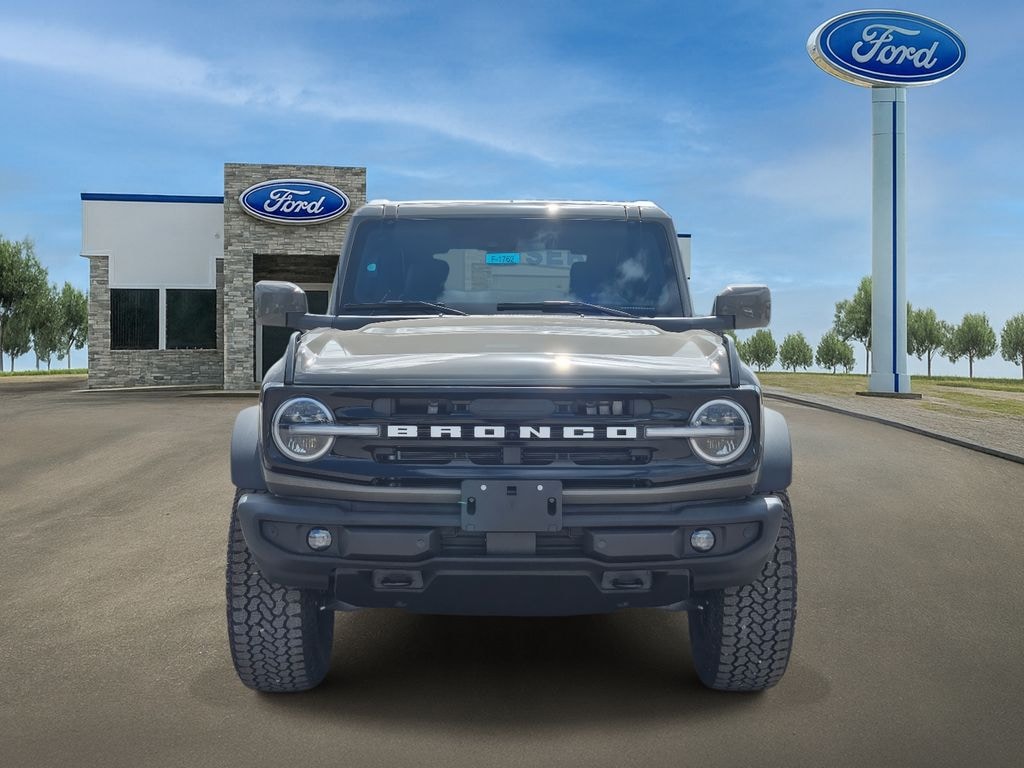 New 2026 Ford Bronco Outer Banks SUV