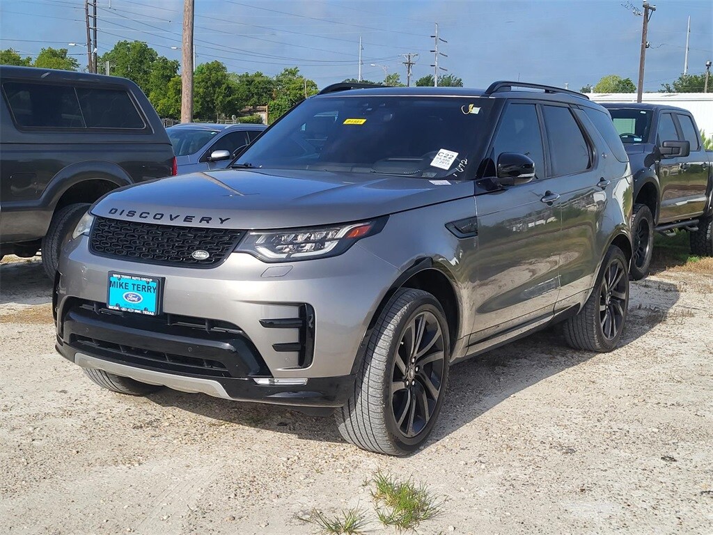 2019 Land Rover Discovery HSE Luxury photo 2