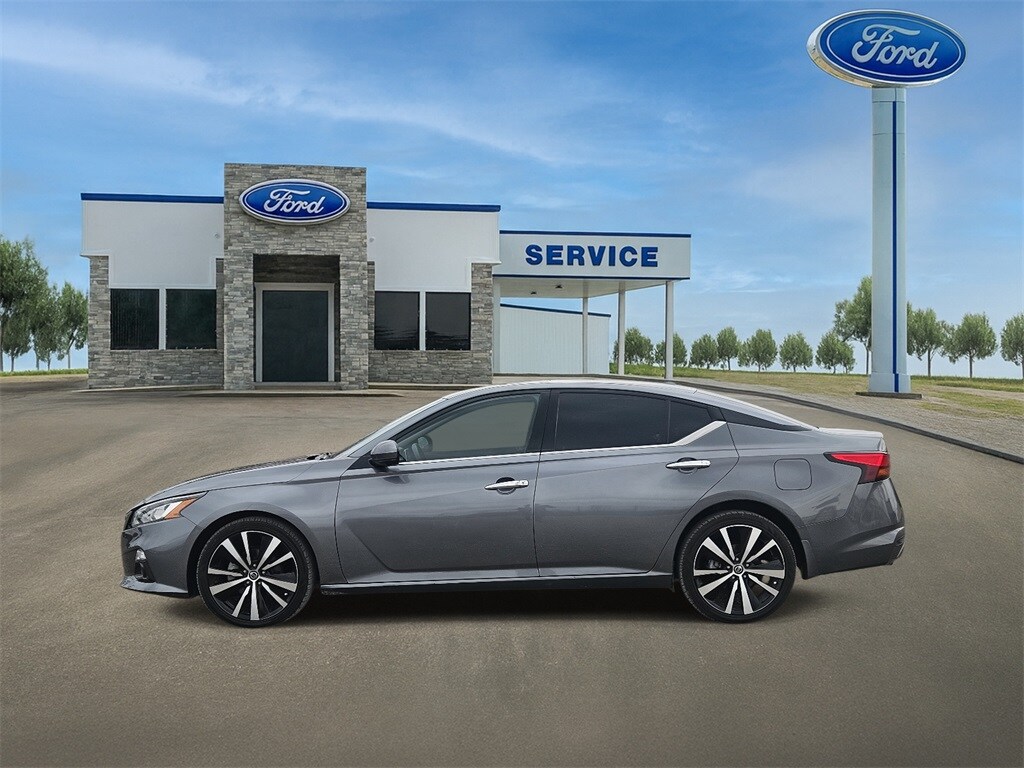 Used 2021 Nissan Altima 2.5 Platinum Sedan