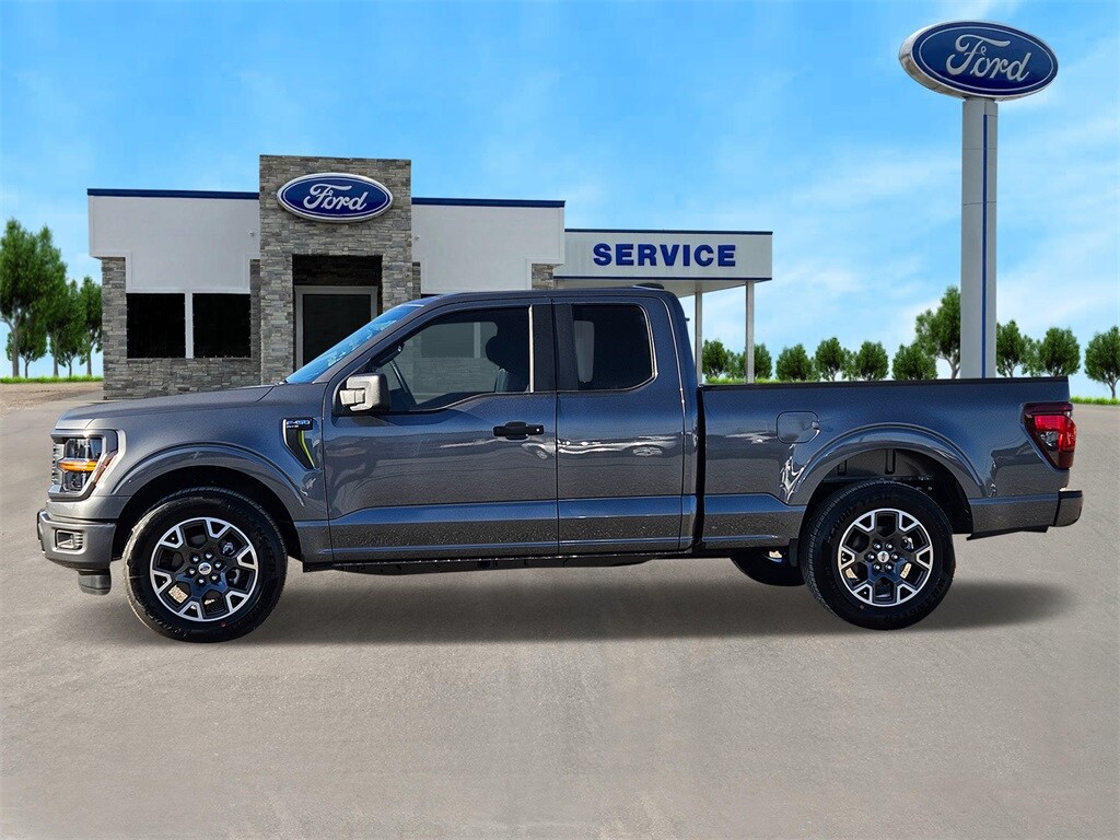 2025 Ford F-150 STX photo 3