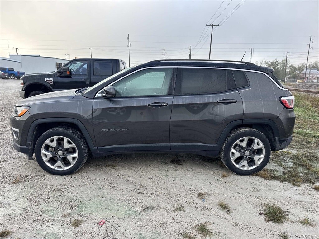 2018 Jeep Compass Limited photo 3