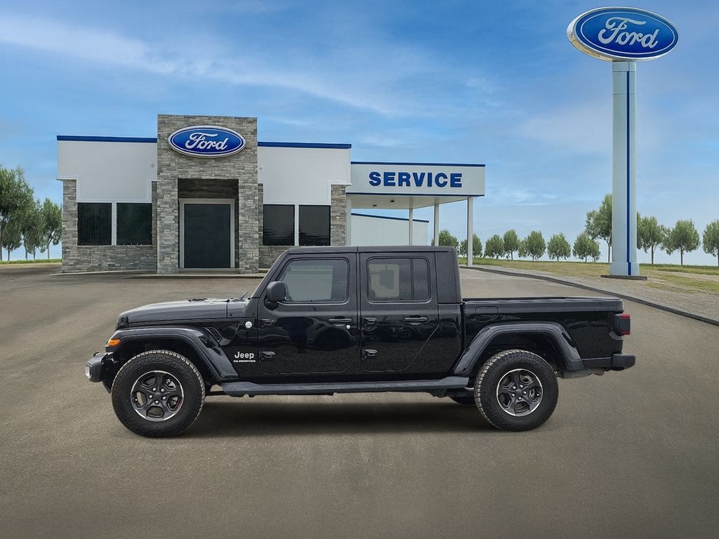Used 2020 Jeep Gladiator Overland Truck