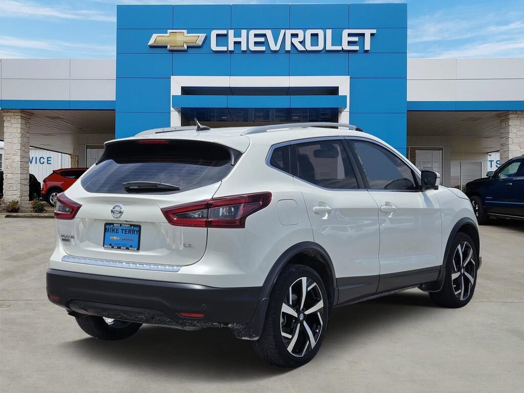 Used 2021 Nissan Rogue Sport SL FWD Xtronic CVT SUV