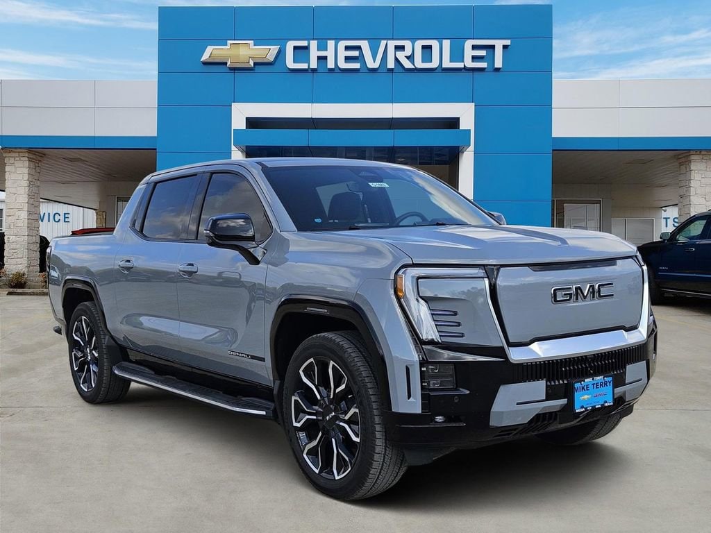2025 GMC Sierra Denali Max Range Crew Cab e4WD's photo