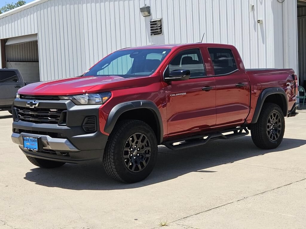 Used 2024 Chevrolet Colorado Trail Boss Truck