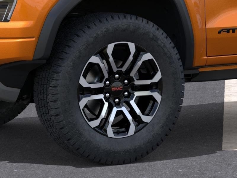 2026 GMC Canyon AT4 - Photo 9