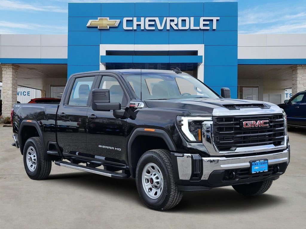 2026 GMC Sierra 4WD Crew Cab Standard Box Pro's photo