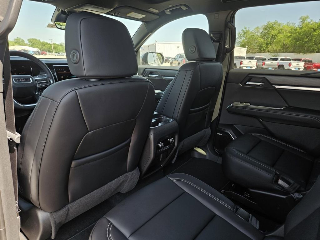 2026 GMC Acadia Elevation - Photo 25
