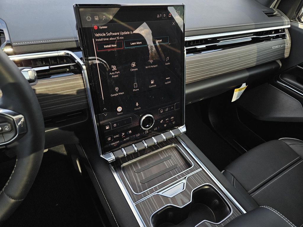 2025 GMC Sierra EV Denali - Photo 19