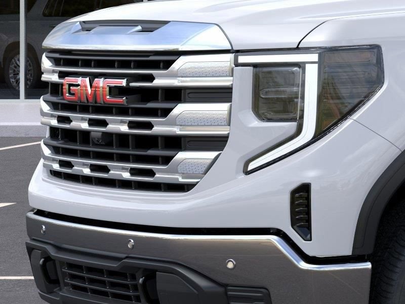 2026 GMC Sierra 1500 SLE - Photo 13