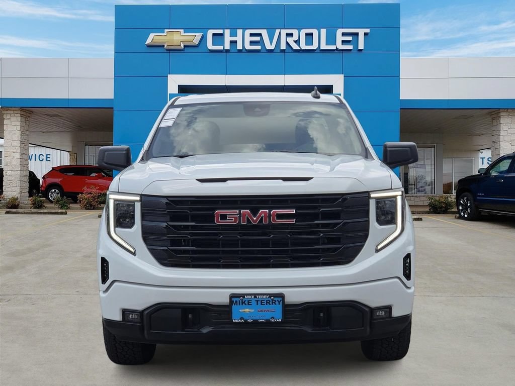 2026 GMC Sierra 1500 Elevation - Photo 2