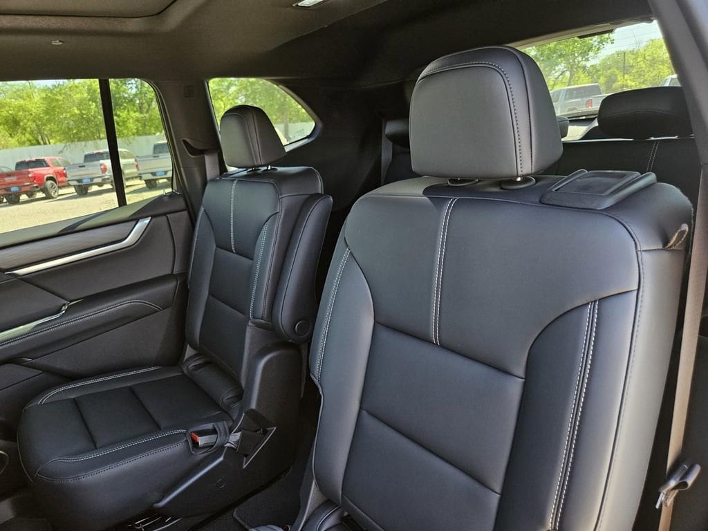 2026 GMC Acadia Elevation - Photo 23