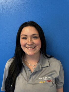 Staff member Alysa Weaver from ID_9920d3