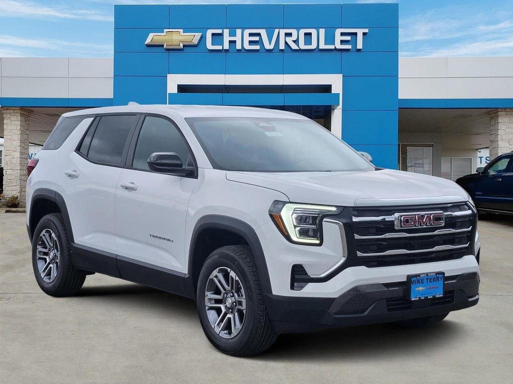 2026 GMC Terrain Elevation FWD's photo