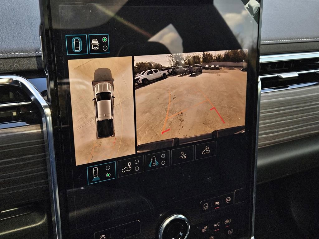 2025 GMC Sierra EV Denali - Photo 21