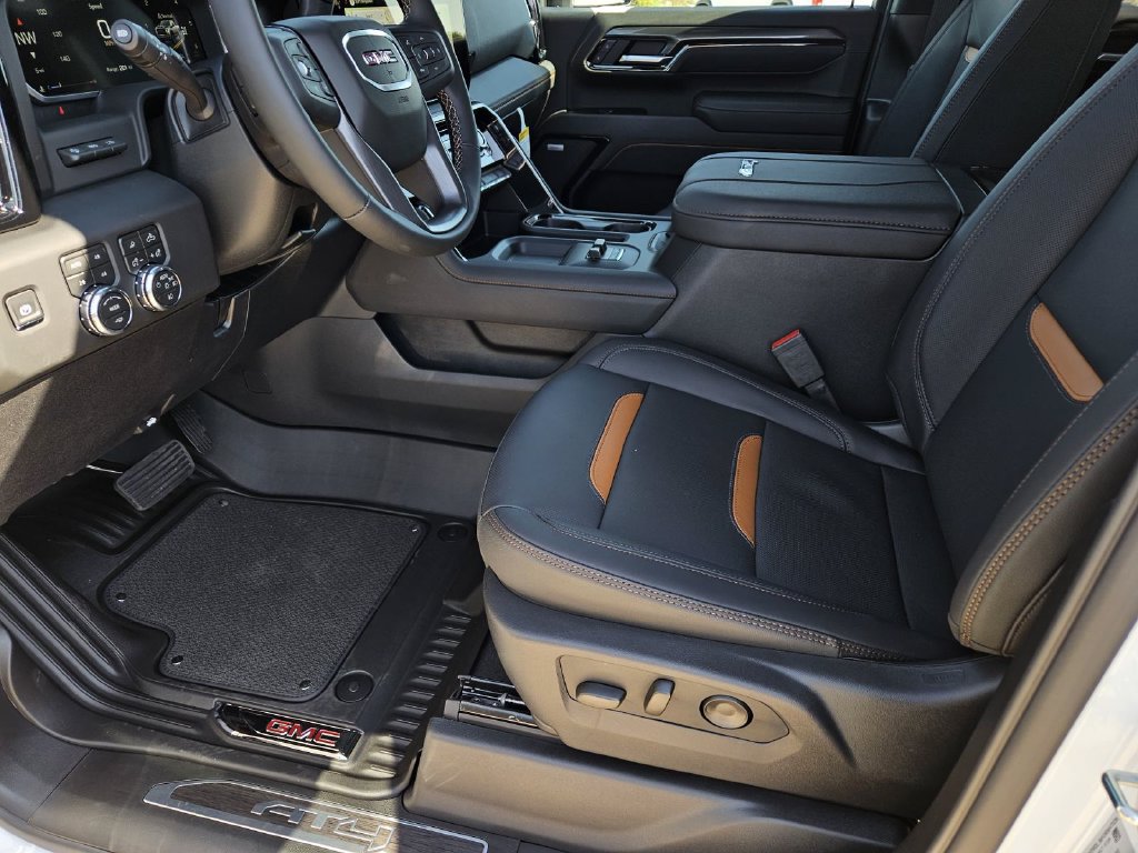 2026 GMC Sierra 2500HD AT4 - Photo 18