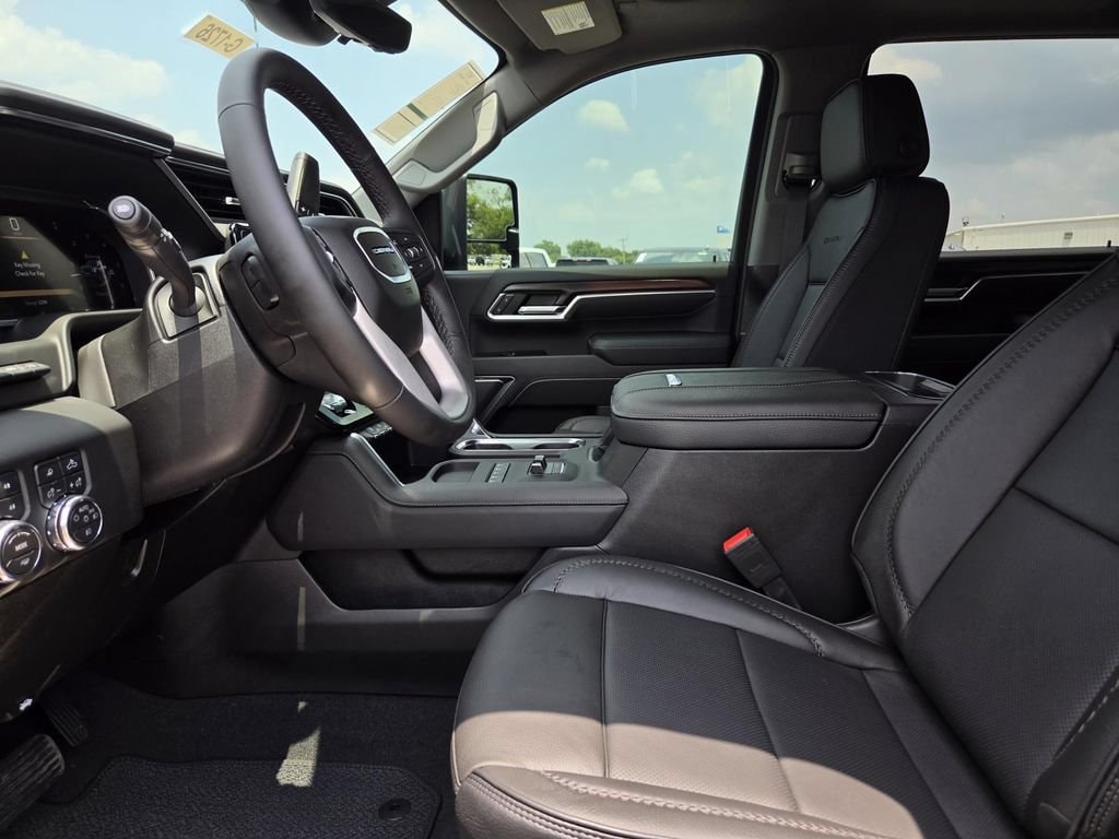 2026 GMC Sierra 2500HD Denali - Photo 11