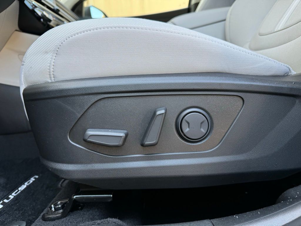 2025 Hyundai Tucson SEL - Photo 7