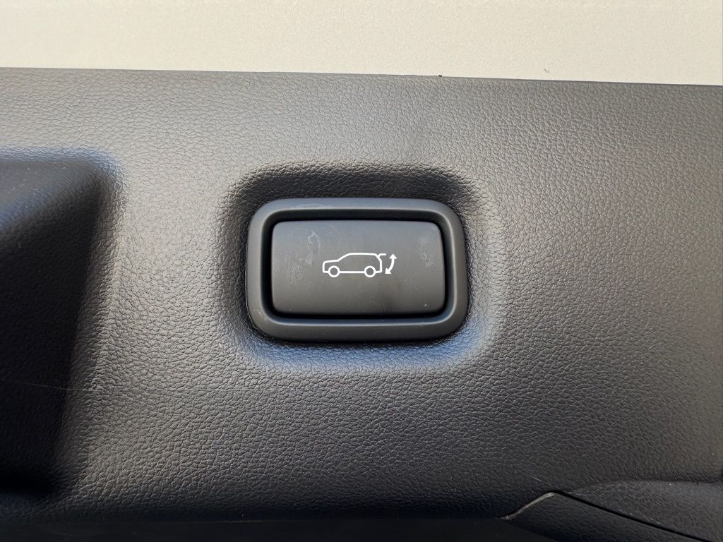 2025 Hyundai IONIQ 5 SEL - Photo 16