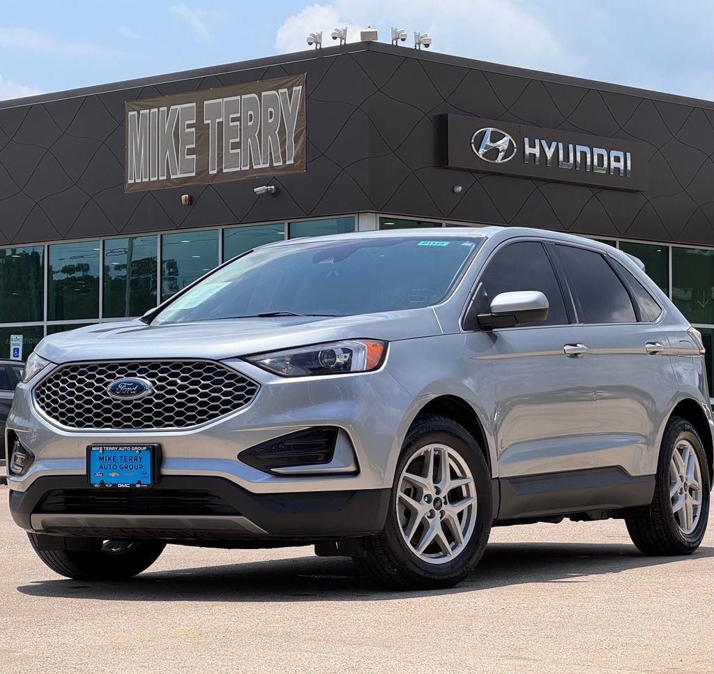 2024 Ford Edge SEL AWD's photo