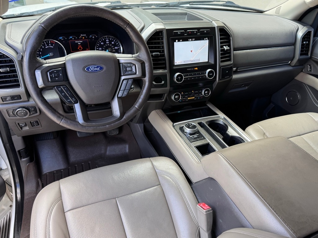 Used 2019 Ford Expedition XLT with VIN 1FMJU1HT4KEA39561 for sale in Silsbee, TX