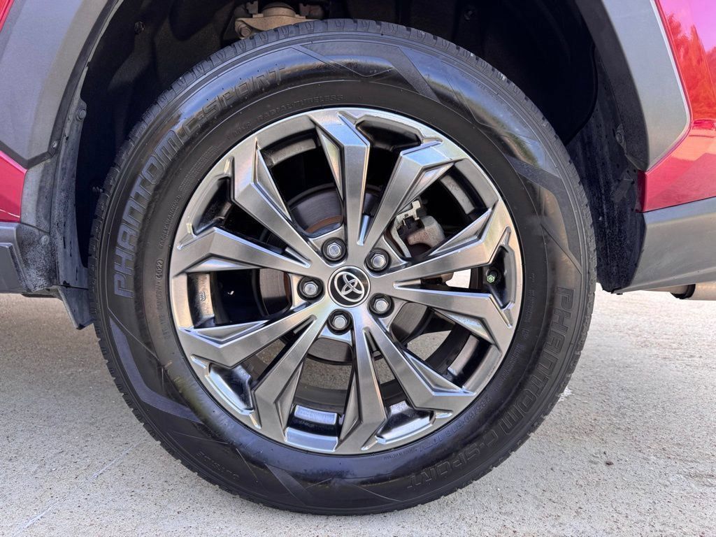 2022 Toyota RAV4 Limited - Photo 26