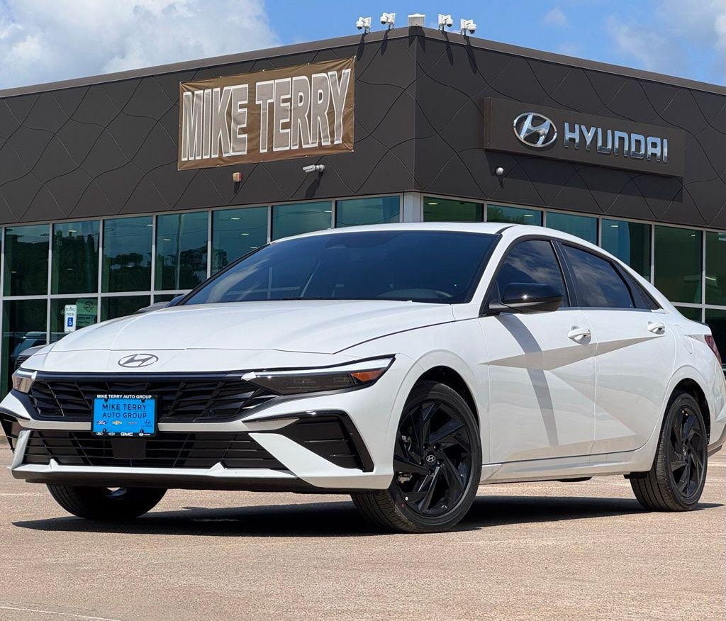New 2026 Hyundai Elantra SEL Sport Premium Sedan
