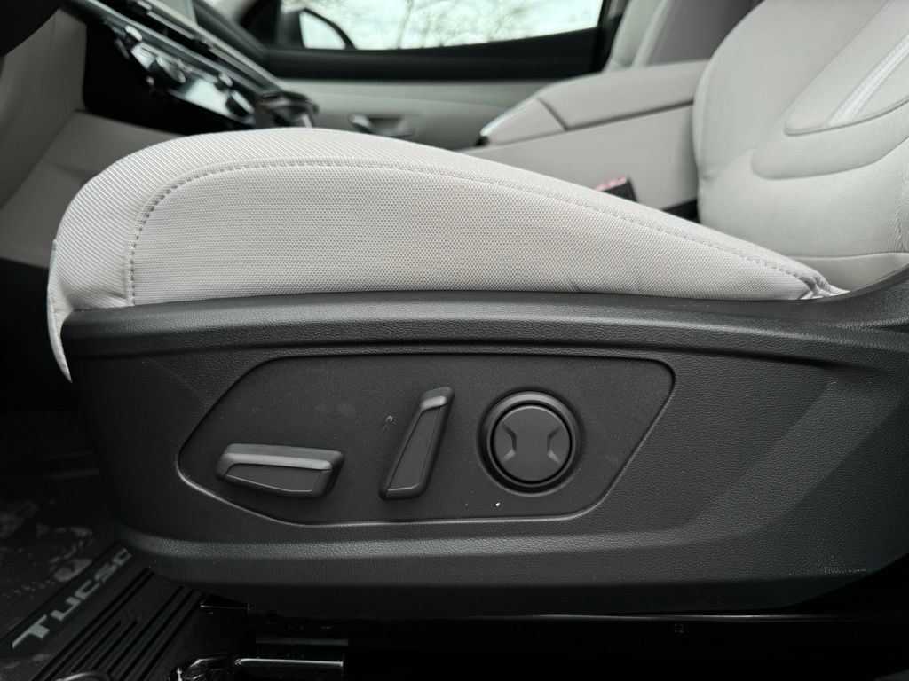 2025 Hyundai Tucson SEL - Photo 7