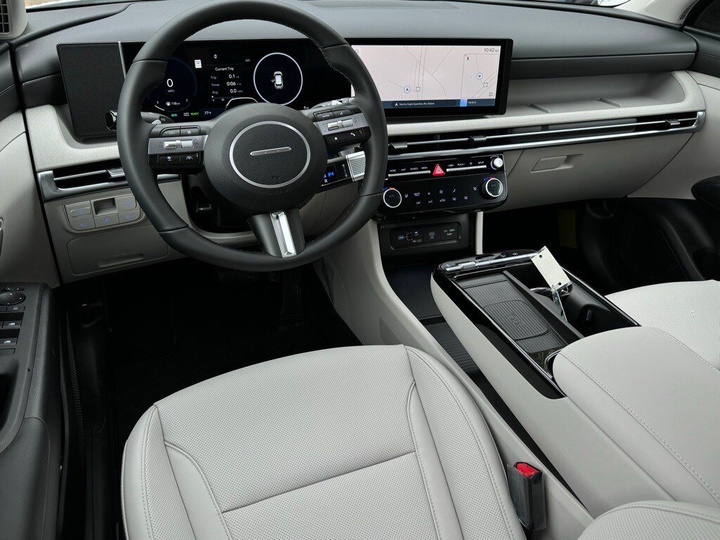 2025 Hyundai Tucson Hybrid SEL Convenience photo 2