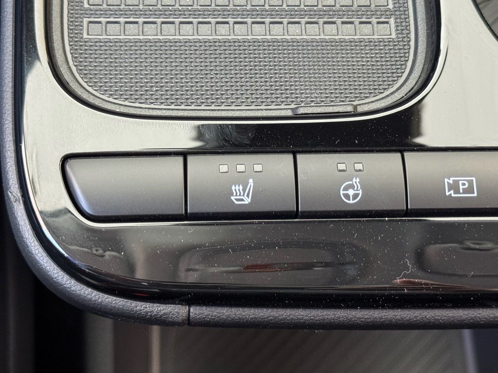 2025 Hyundai IONIQ 5 SEL - Photo 6