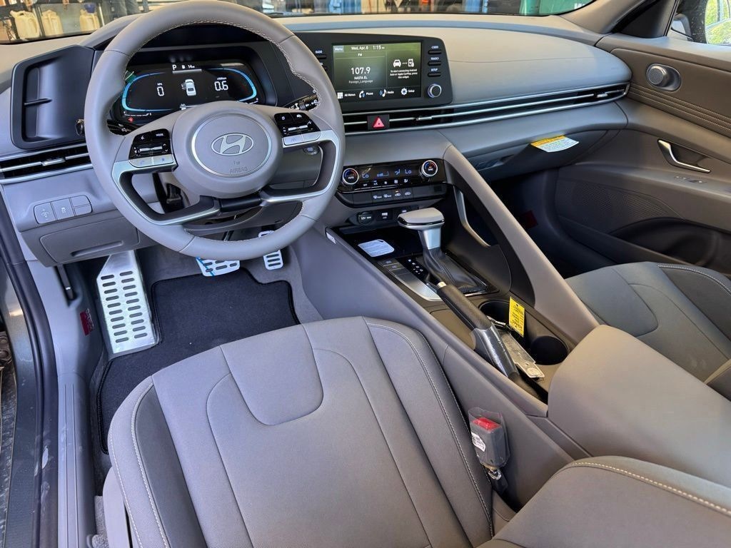 New 2026 Hyundai Elantra SEL Sport Sedan