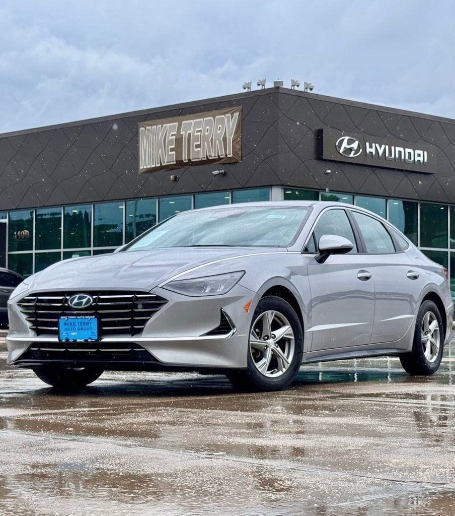 2023 Hyundai Sonata SE's photo
