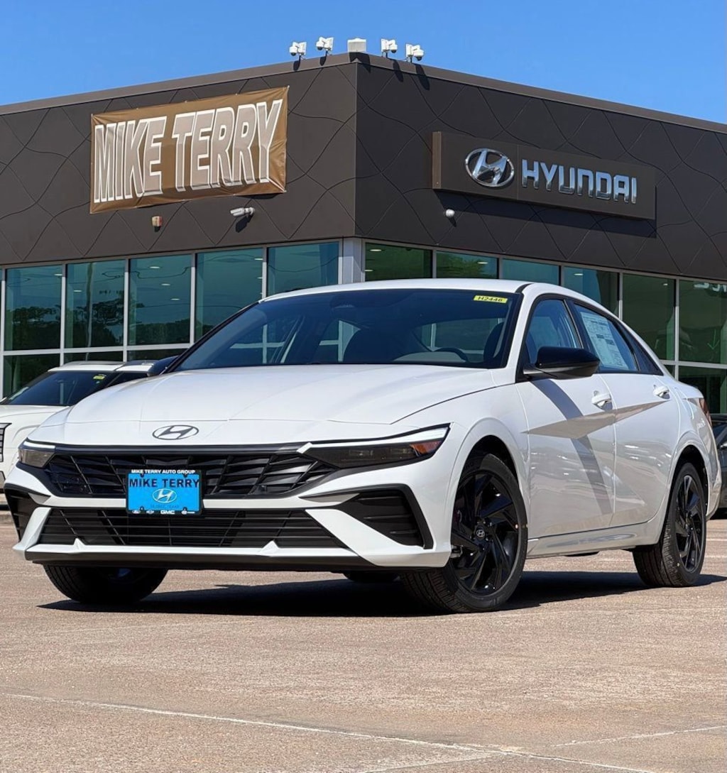 New 2026 Hyundai Elantra SEL Sport Sedan